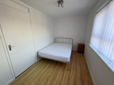 17 Roosevelt Square, Donegall Road, Belfast, BT12 5RW - Photo 3