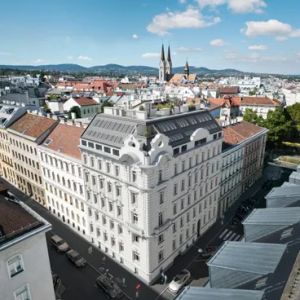 NEUES ZUHAUSE IM DACHGESCHOSS: Nähe Sobieskiplatz und MedUni! - Photo 3