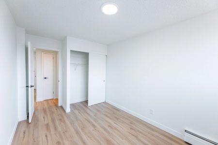 - 2 Bedroom at Wyldewood Estates - Photo 4