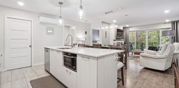 2 CH - 2 SDB - Bromont - $2,095 /mo - Photo 2