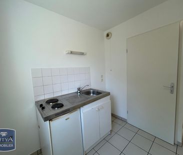 Location Appartement 2 pièces 47m² LISIEUX 14100 - Photo 5