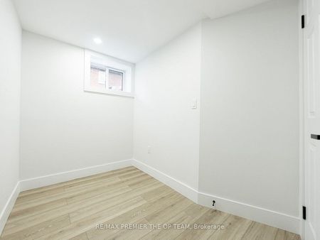 For Lease - 61 McAdam Avenue Unit# Upper, Toronto, Ontario - Photo 3