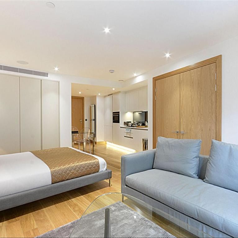 Studio to rent - Photo 1