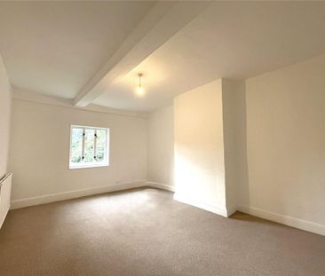 2 bedroom terraced house to rent - Photo 3