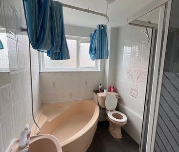 Room in a Shared House, Cruikshank Road, E15 - Photo 3