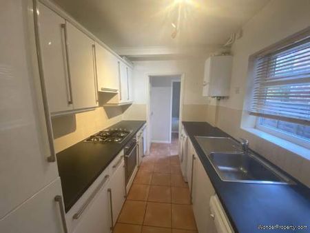 3 bedroom property to rent in Radlett - Photo 2