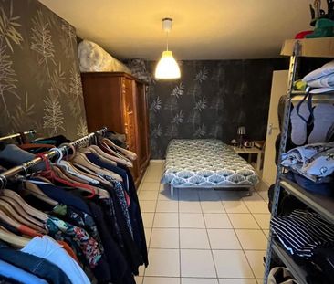 Lumineux appartement 2 chambres à 6041 Gosselies - Photo 2