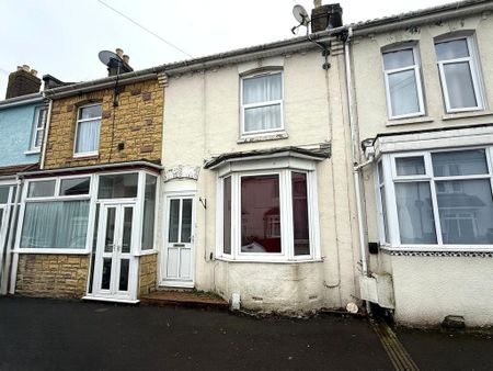 3 bedroom terraced house to rent - Photo 4