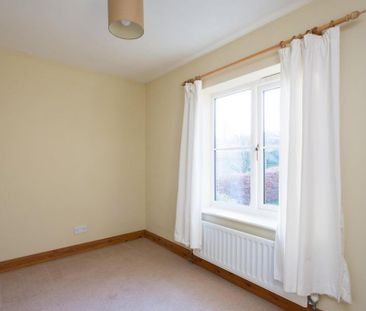 4 bedroom detached house to rent - Photo 3