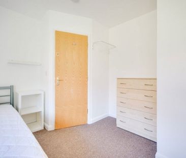£620 p/w (£2,687 pcm) - Photo 6