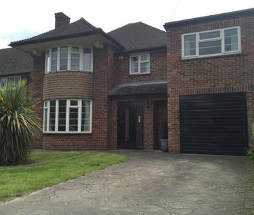 4 bedroom detached house to rent - Photo 3