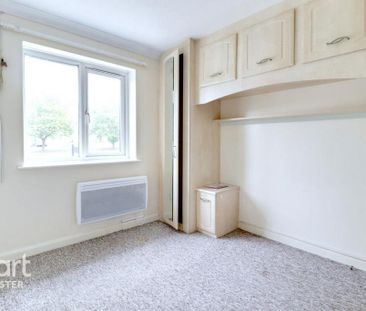3 bedroom apartment to rent - Photo 3