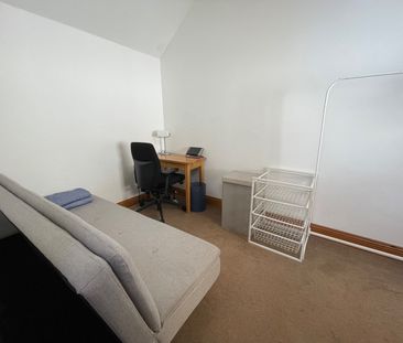 2 Bed Detached House, Navarino Road, E8 - Photo 6