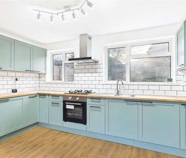 Glebe Road, Purley On Thames, Reading, Berkshire, RG8 - Photo 6