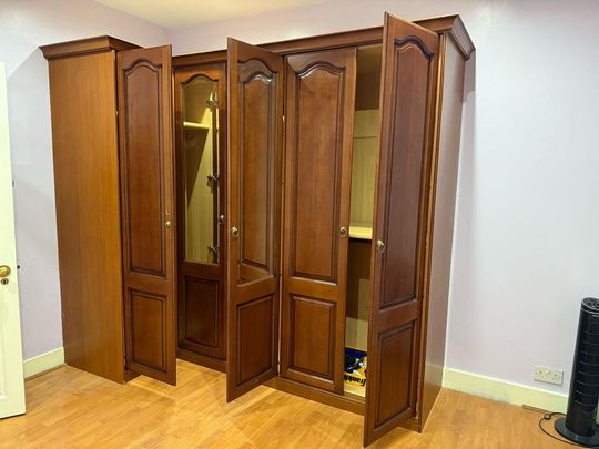 1 bedroom in a house share to rent - Photo 1