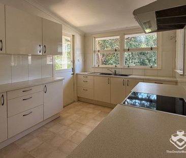 Charming 3-Bedroom Home on Expansive 1,348mÂ² Block in Salisbury - Photo 3