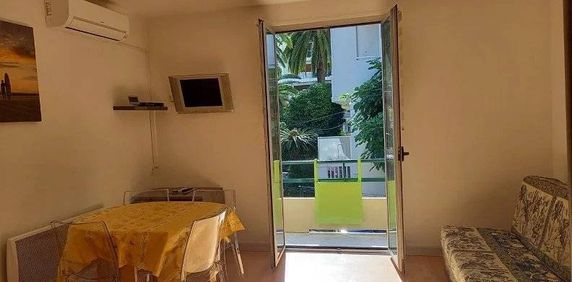 Location Appartement - Photo 2