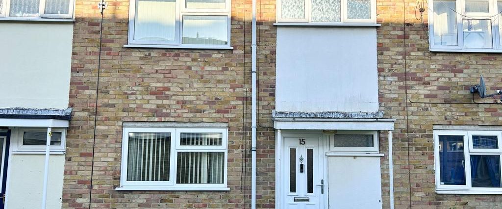 3 bedroom terraced house to rent - Photo 1