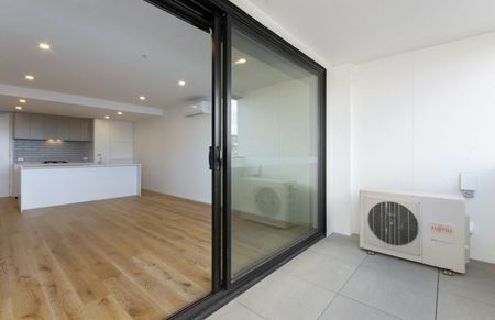 Easy Living - Photo 3