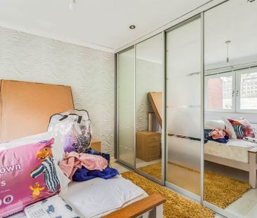 Victoria Grove, Wakefield - Photo 5