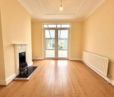 Berkeley Road, Hillingdon, UB10 - Photo 1