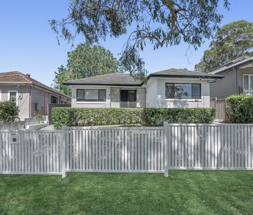 6 Kanoona Street, Caringbah South NSW 2229 - House For Rent | Domain - Photo 3