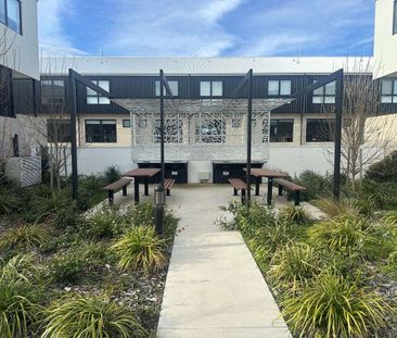 Contemporary Living in the Heart of Throsby - Photo 4