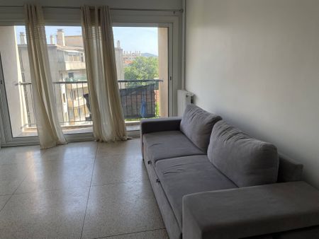 Location meublée 3 pièces 55 m² balcon Saint Pierre 13005 Marseille - Photo 4