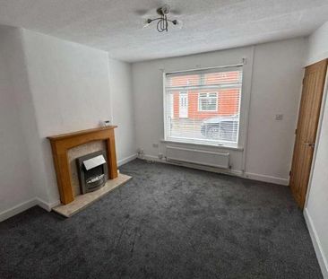 Fir Street, WA10 - Photo 2