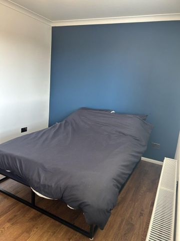 3 bedroom end of terrace house to rent - Photo 4