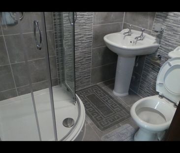 Studio Flat, Paisley Road West, G51 - Photo 5