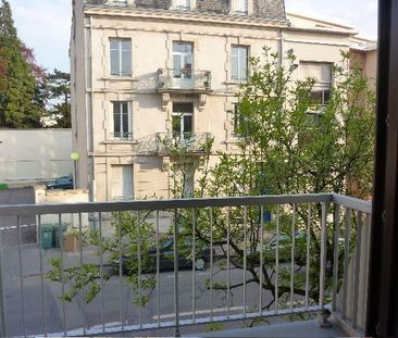 Location Appartement 1 pièce 26m² - Photo 4