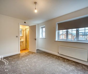 3 bedroom semi-detached house to rent - Photo 3