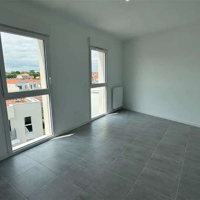 Location appartement 3 pièces - 78.5m² à La rochelle (17000) - Photo 1