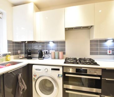 2 bedroom semi-detached house to rent - Photo 1