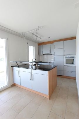 Attraktive 2.5-Zimmerwohnung mit grossem Balkon - Foto 1