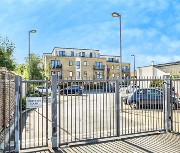 1 bedroom flat to rent - Photo 6