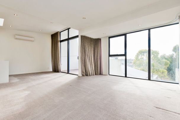 28 Cornwall Place, Maribyrnong - Photo 1