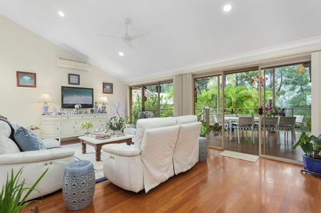 22 Federal Place, Robina QLD 4226 - House For Rent | Domain - Photo 2