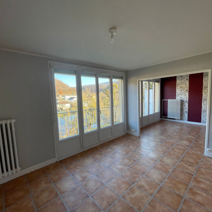 Location - Appartement T4 - 67 m² - Pont-de-Roide-Vermondans - Photo 1