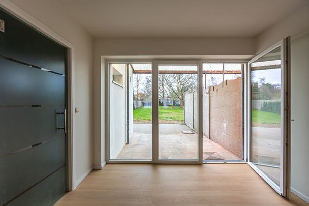 Gelijkvloers appartement met 1 slaapkamer - Photo 1