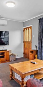 Comfortable Family Home - Photo 3