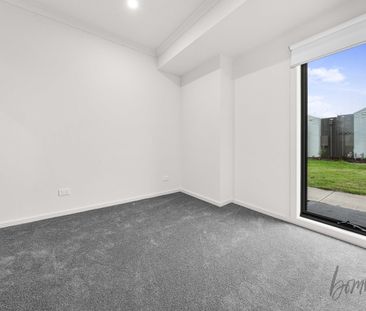 Brand New Home In Mickleham !!!! - Photo 3