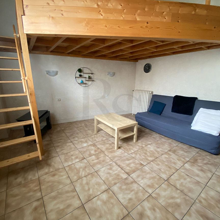 Location Appartement 1 pièce 34m² - Photo 1