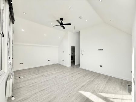 Studio to rent - Photo 4