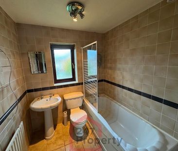 2 bedroom semi-detached house to rent - Photo 6