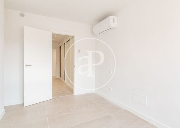 Penthouse for rent in Canillas (Hortaleza)