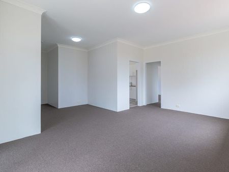 Spacious 2 Bedroom Apartment - Photo 5