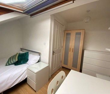 3 bedroom house share to rent - Photo 3