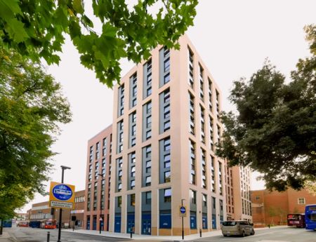 Ensuite Bronze - Photo 3